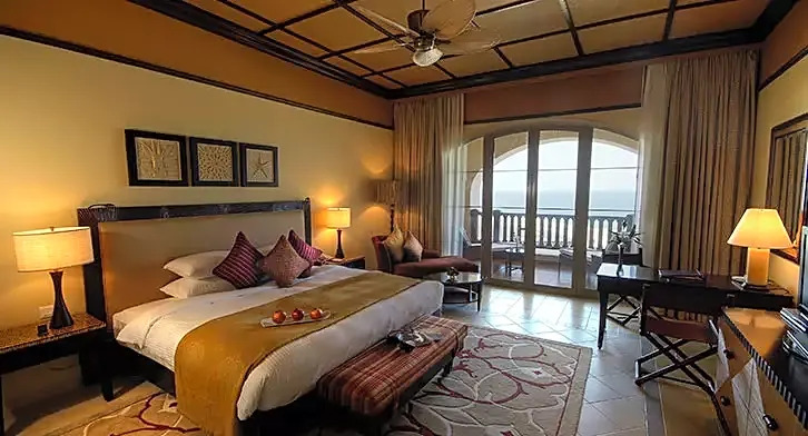 Anantara Desert Islands Resort & Spa