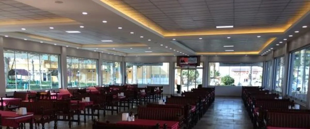 Food & Beverage