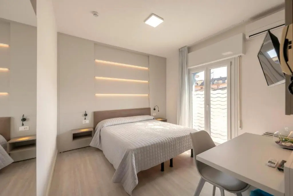 Standard Double room (full double bed)