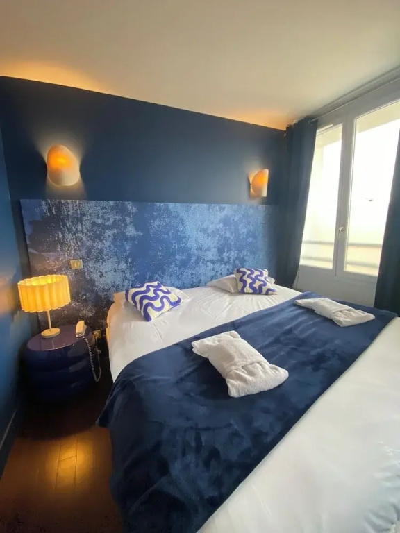 Double Family Duplex Suite (full double bed)