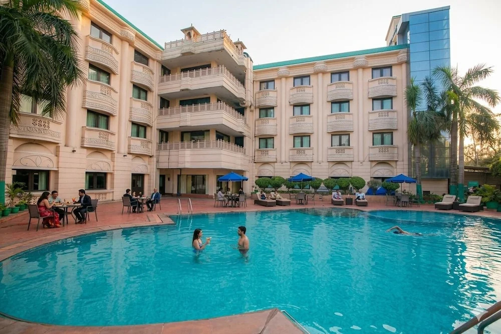 Empires Hotel Paradip - Général