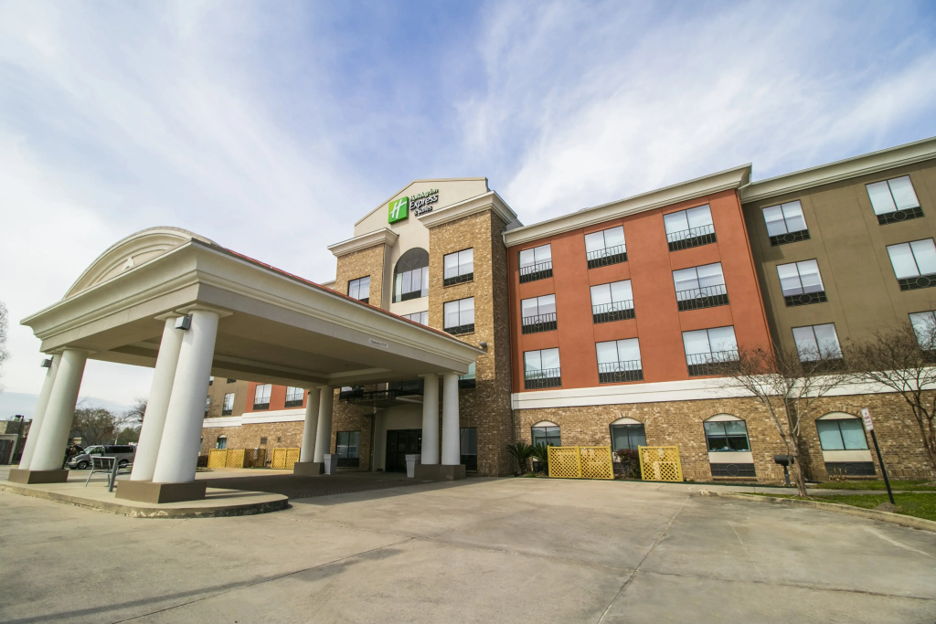 Holiday Inn Express Hotel & Suites, a Baton Rouge-Port Allen by IHG