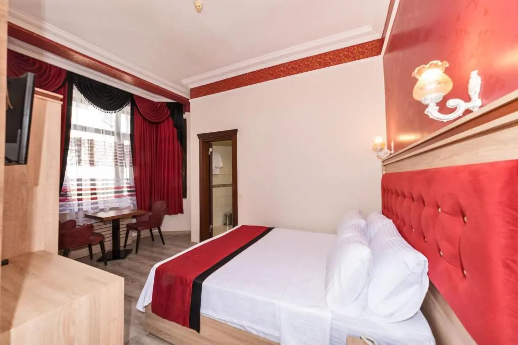 Superior Double room (full double bed)