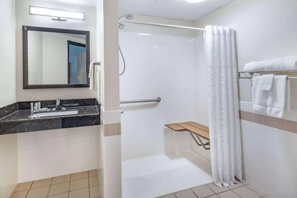 AmericInn by Wyndham Aberdeen - Event Center - Chambres