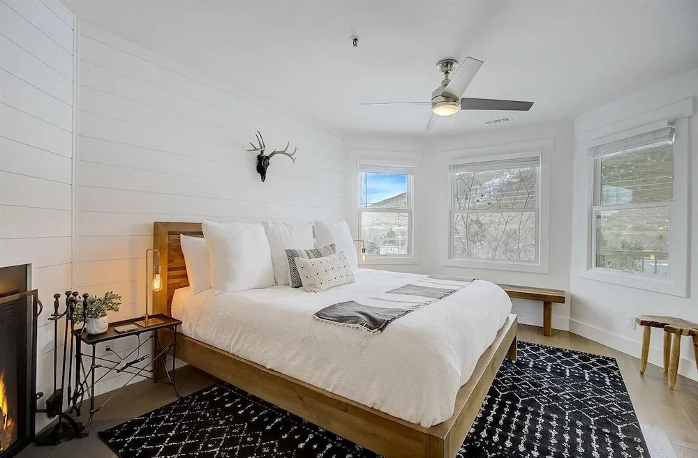 Powder Ridge Skier's Retreat by Avantstay Large Modern Home Close to Park City Resort w/ Views - Chambres