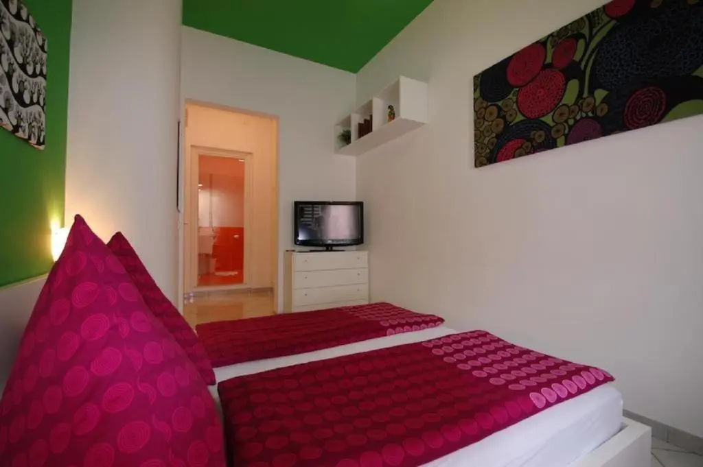 Standard Double room (full double bed)
