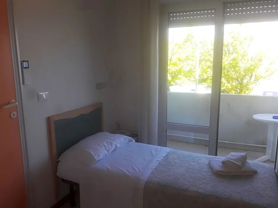 Economy room