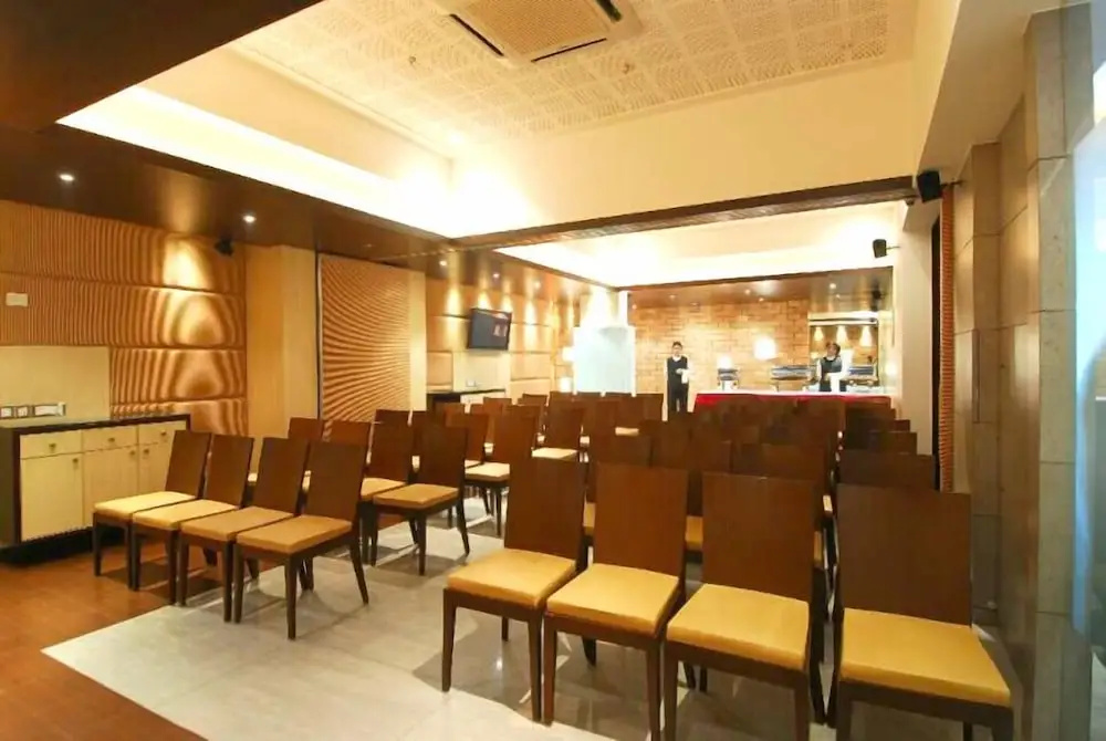 Hotel Varishtta Executive Inn - Général