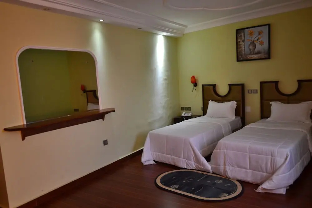 DK Hotel - Chambres