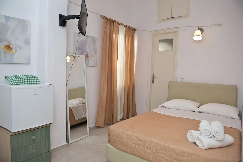 Economy room