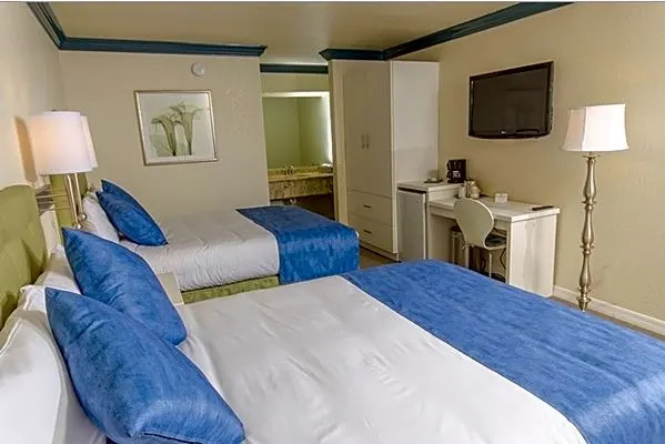 Premium Double room (full double bed)