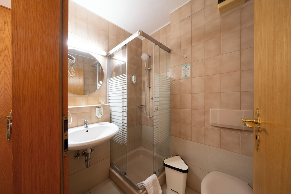 Hotel photo 30