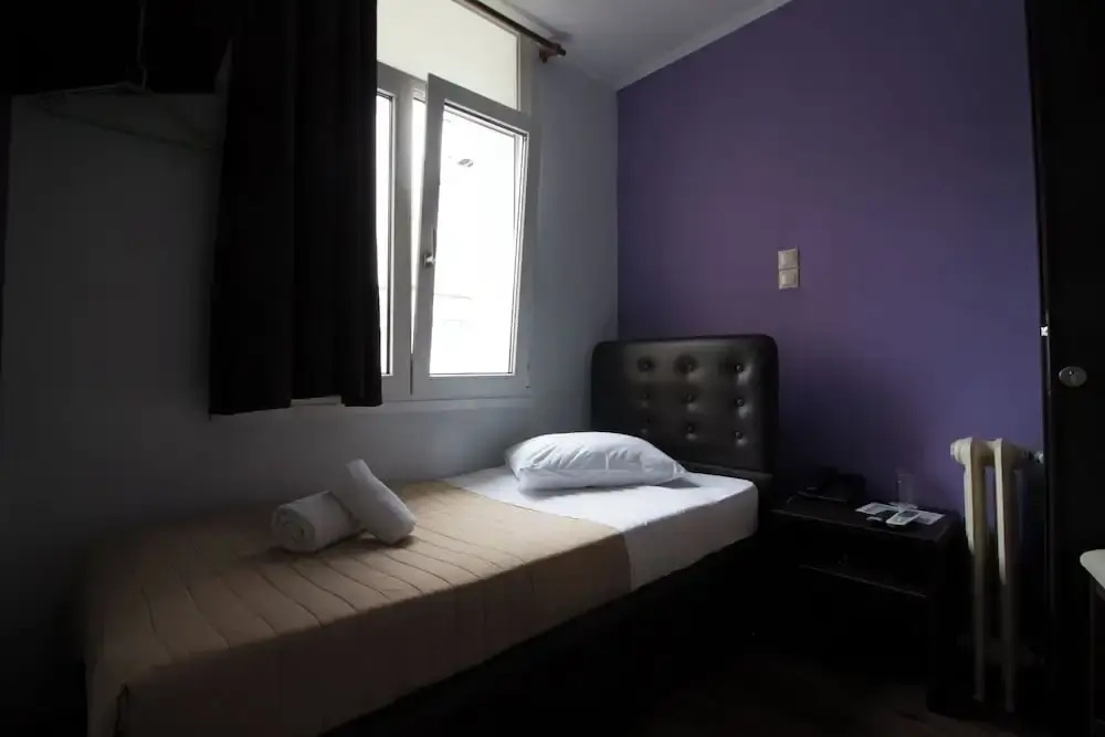 Economy room