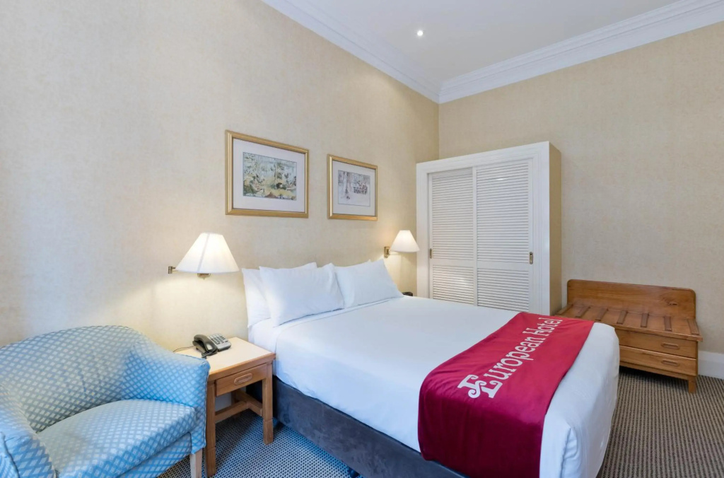 European Hotel - Général
