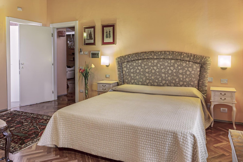 Villa Volpi — 4