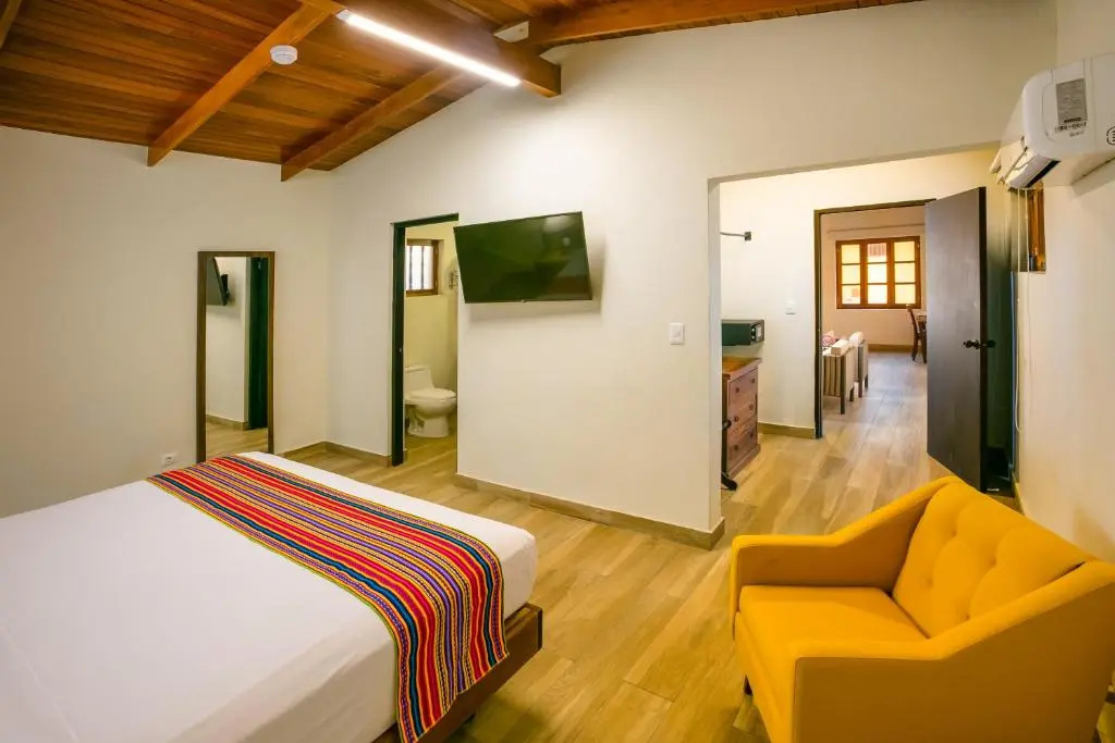 Superior Double room with garden view (full double bed)