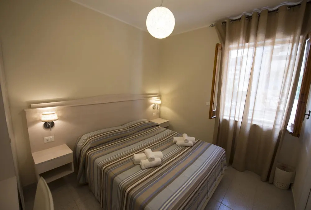 Standard Double room with balcony and with garden view (full double bed)