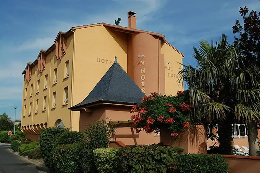 Hotel photo 1