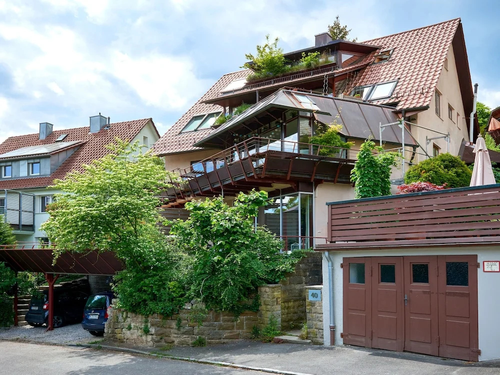 criston apartments- Stadt & Kliniknah