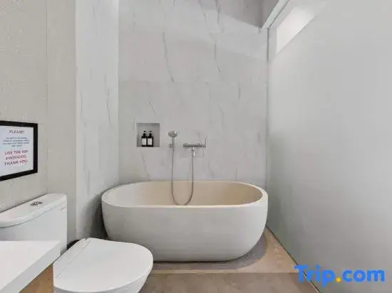Villa Tierra 3BR Pool Batu Bolong, Canggu - A Luxury Private Villa By Balinest Villas