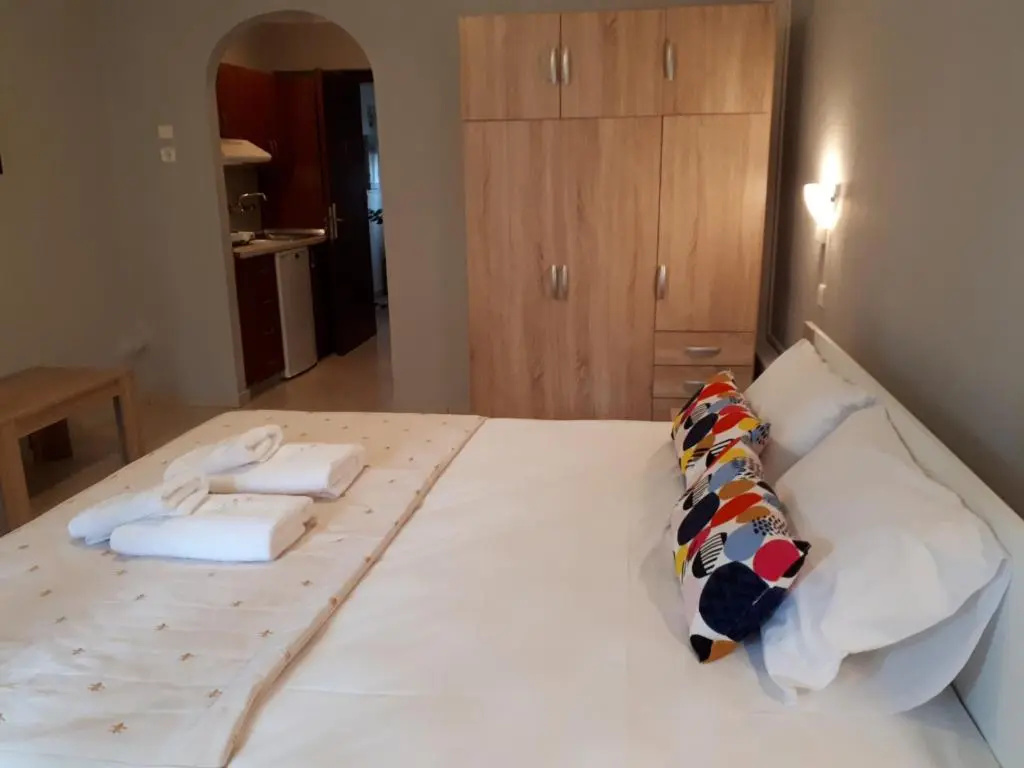 Standard Double Basement room (full double bed)