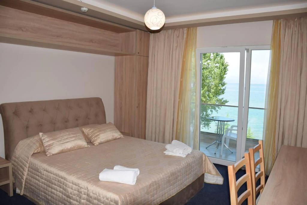 Hotel Pogradeci 2