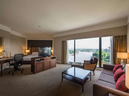 Hilton Kuching Hotel