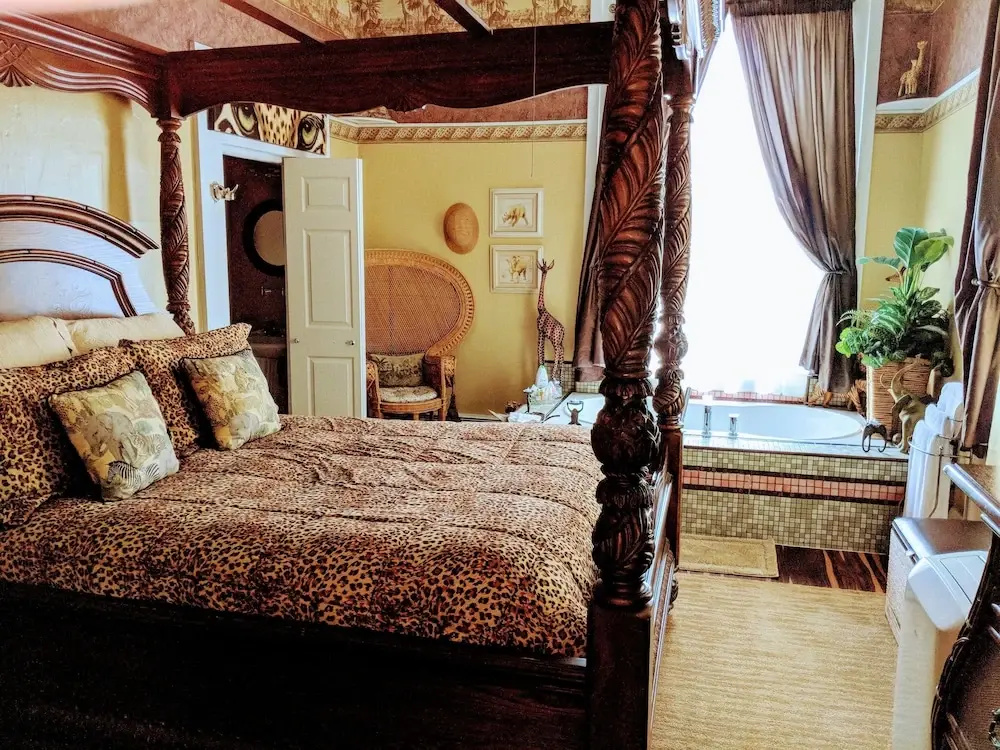 Standard Double room with garden view (full double bed)