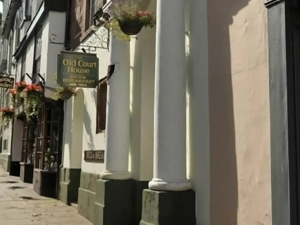 The Old Court House
