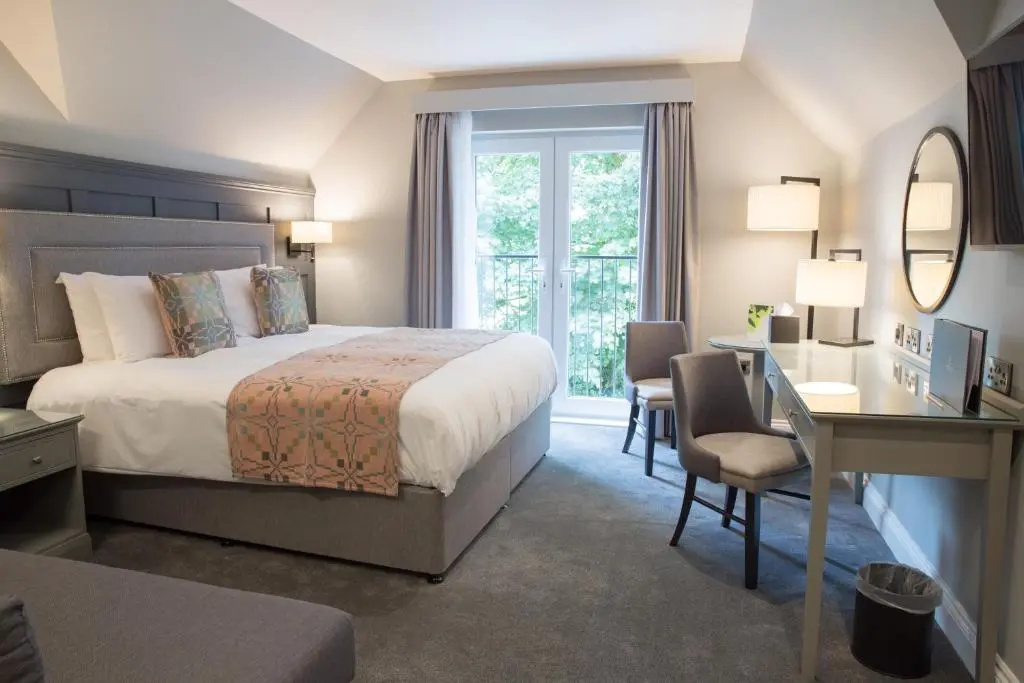 Llechwen Hall Hotel - Chambres