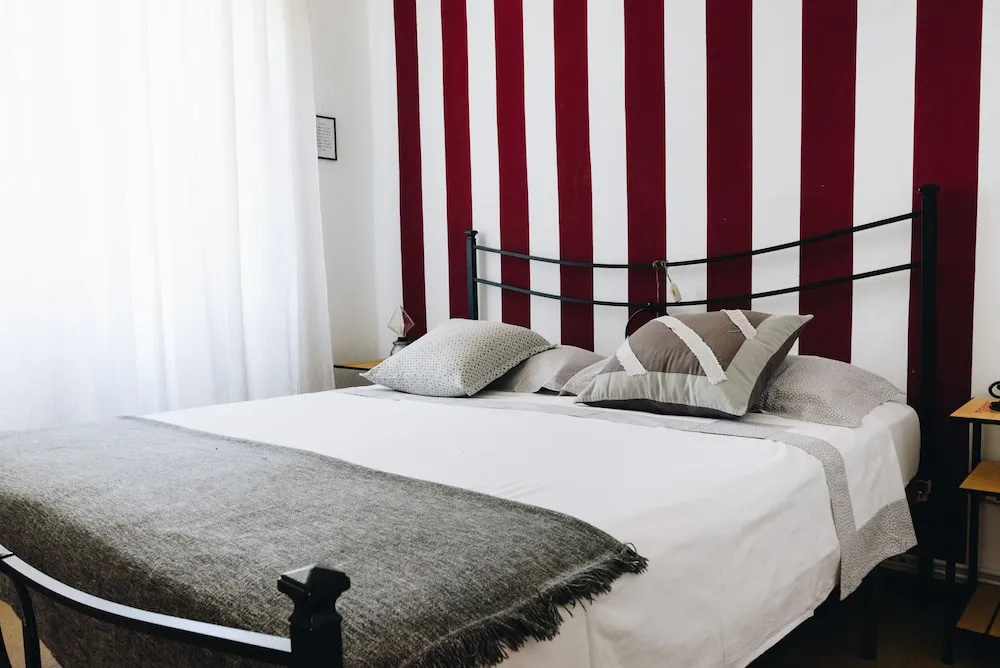 Standard Double room with partial sea view (full double bed)