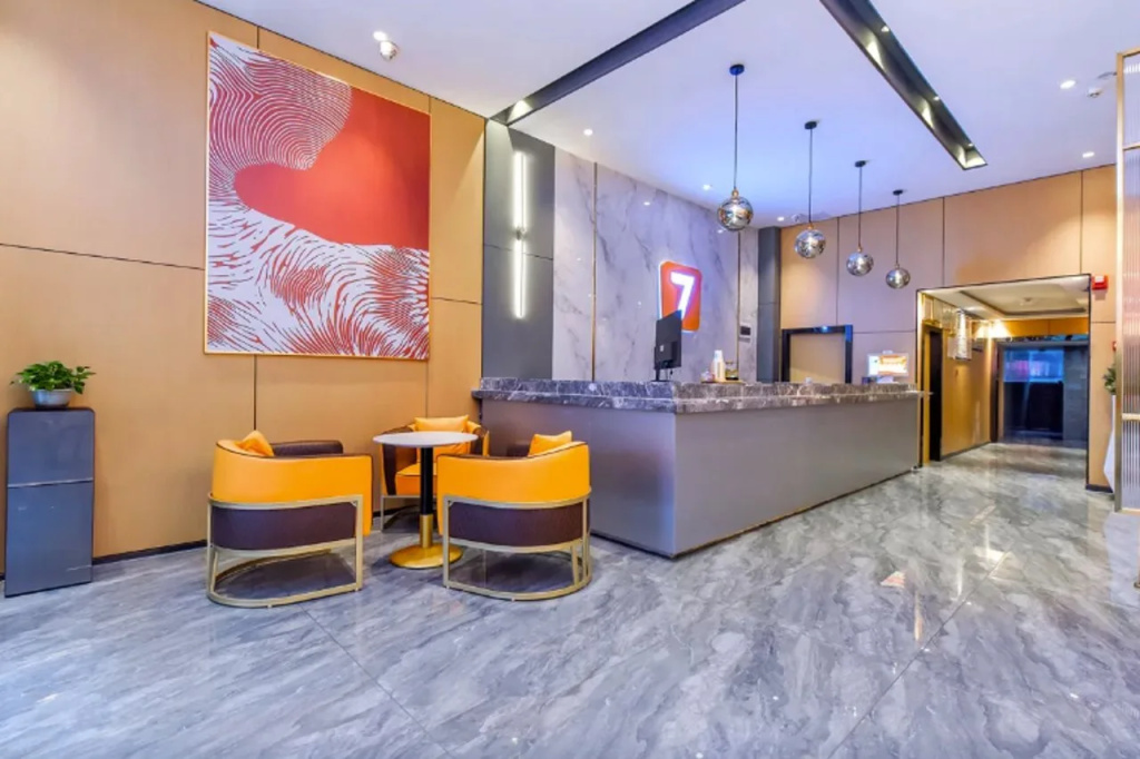 Lobby & Reception