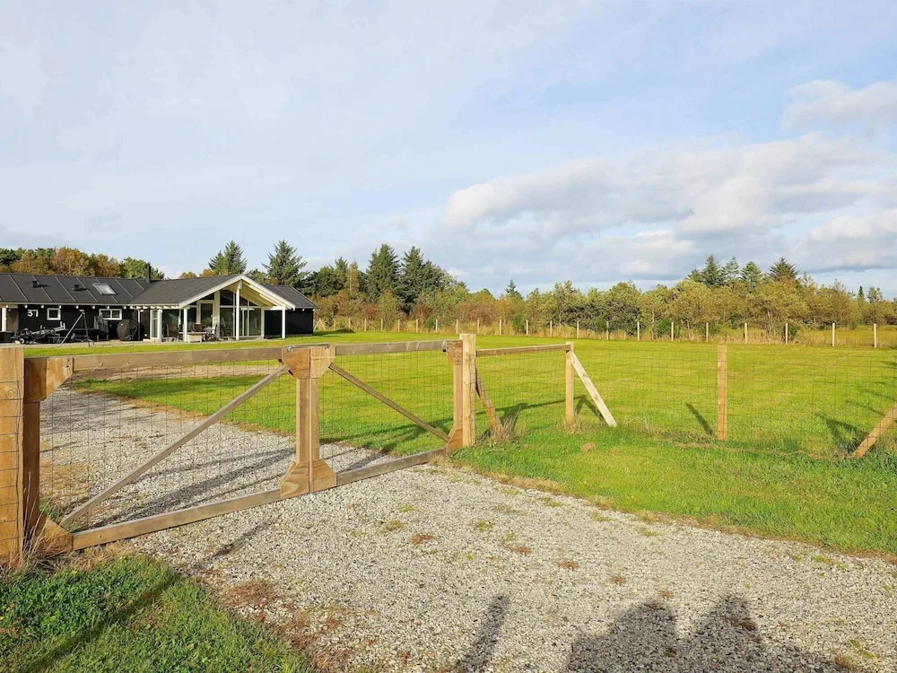 5 Star Holiday Home in Albaek