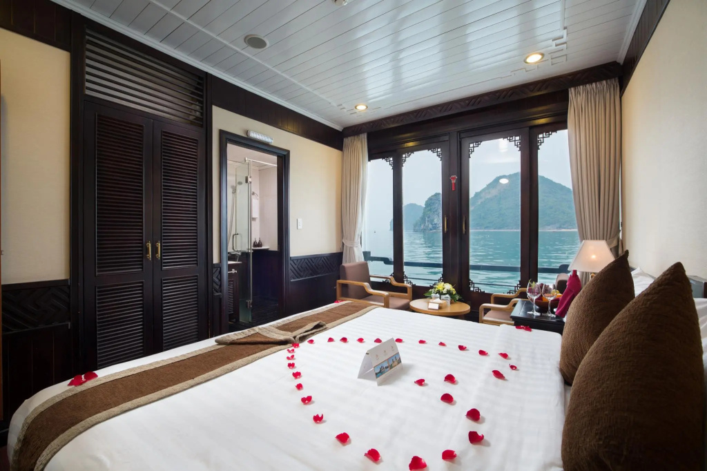 Deluxe Family room with sea view