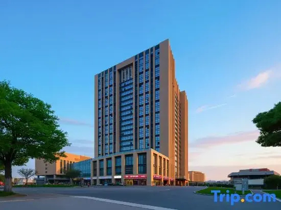 Qinghe AI Smart Audio-Visual Hotel (Chongqing East Station)