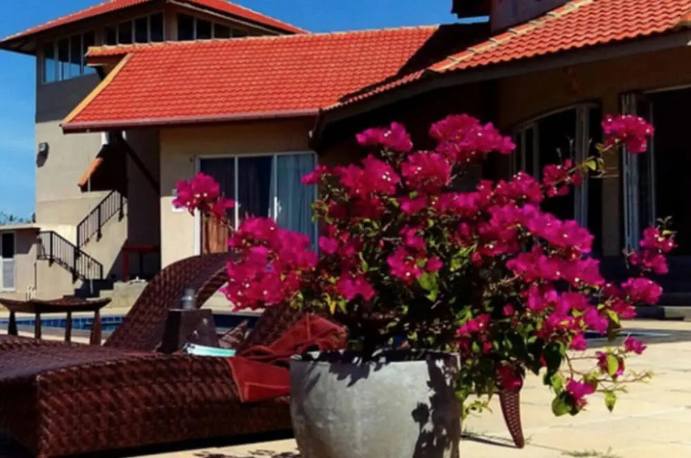 Kay Jay Beach House - Pasikudha