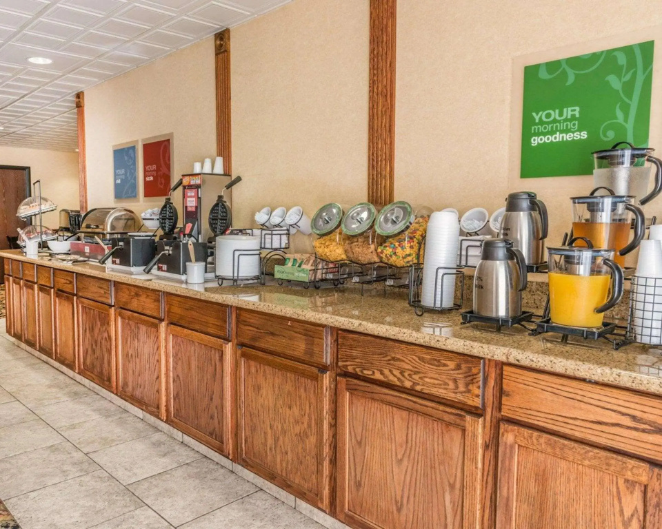 Rodeway Inn - фото 12