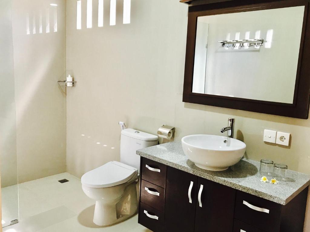 gallery_image_hidden_8