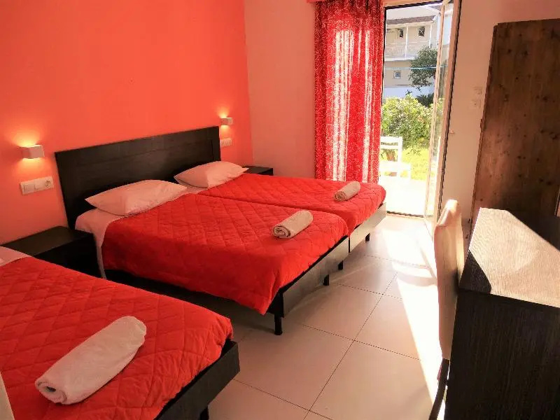 Oasis Beach Club - Chambres