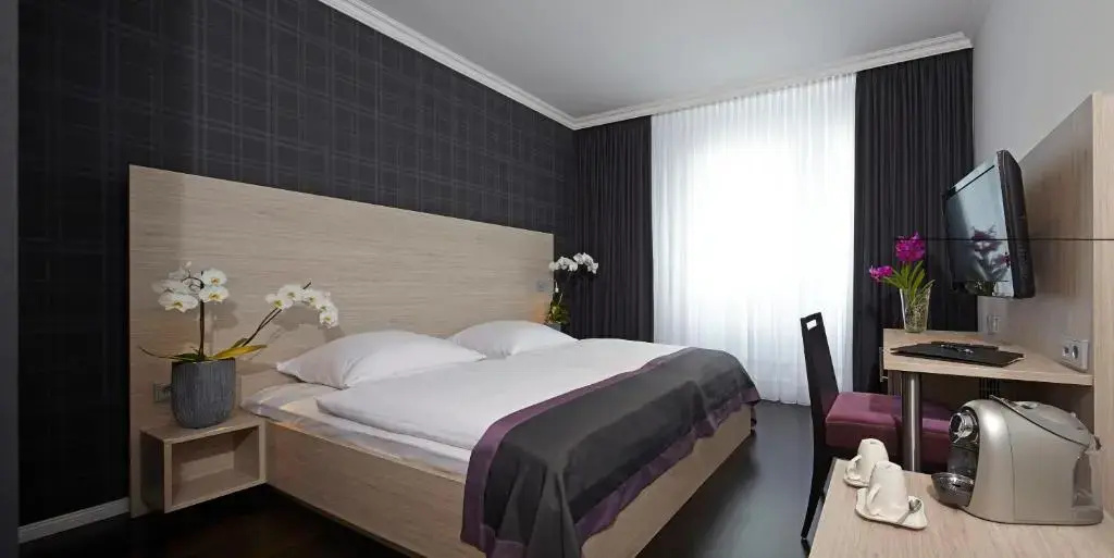 Neues Parkhotel - Général