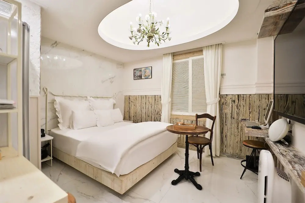 February Hotel Hwanggeum - Chambres