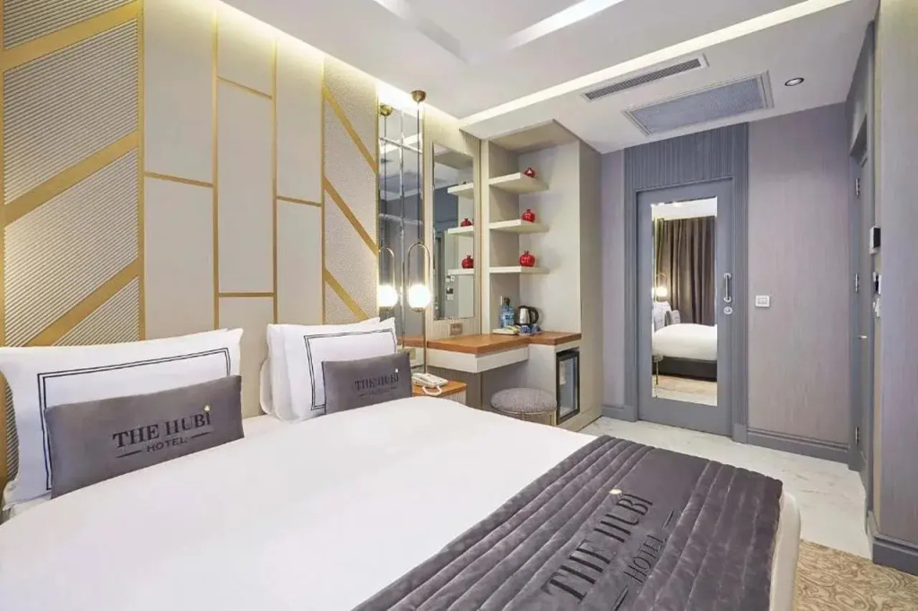 The Hubi Hotel — фото