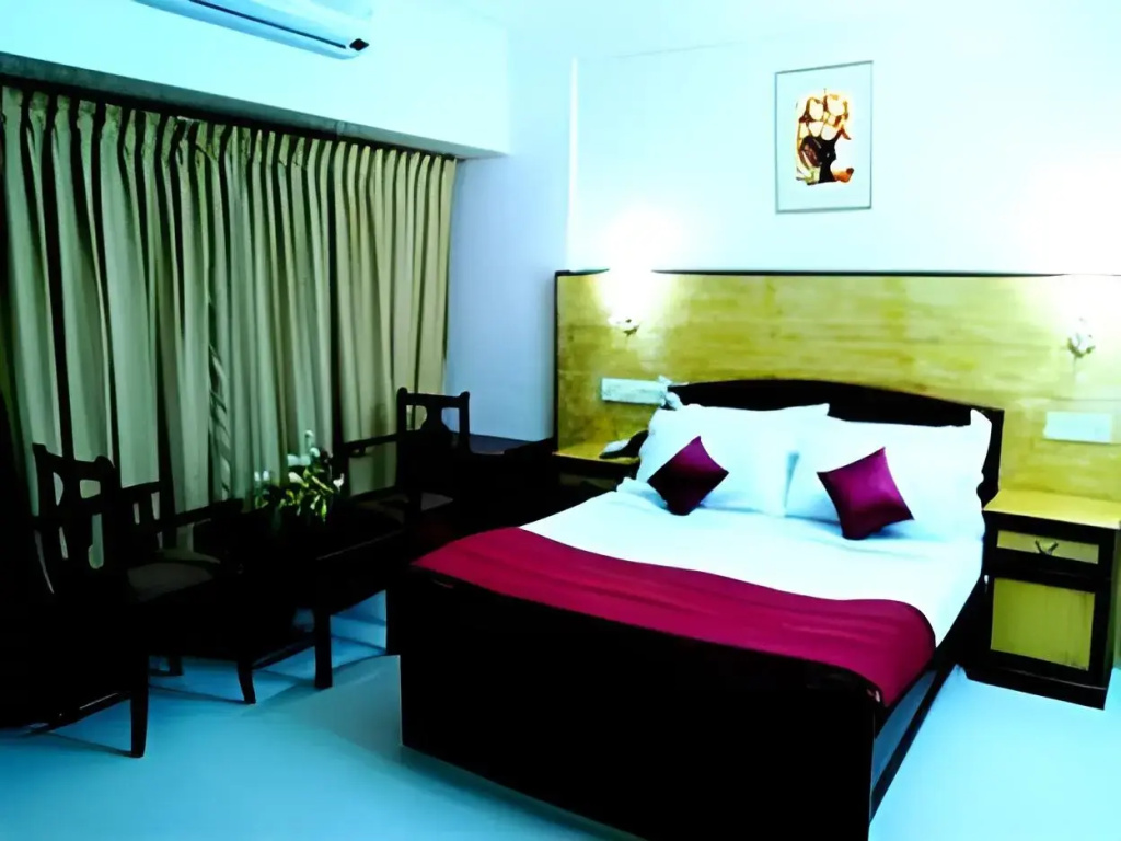 Hotel photo 12