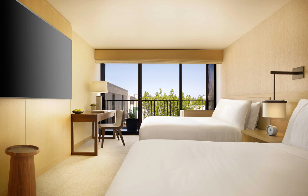 Deluxe Quadruple room