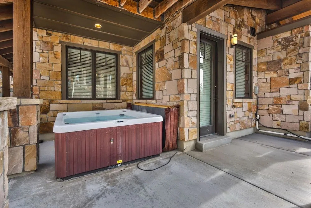 Park City Blackstone 17