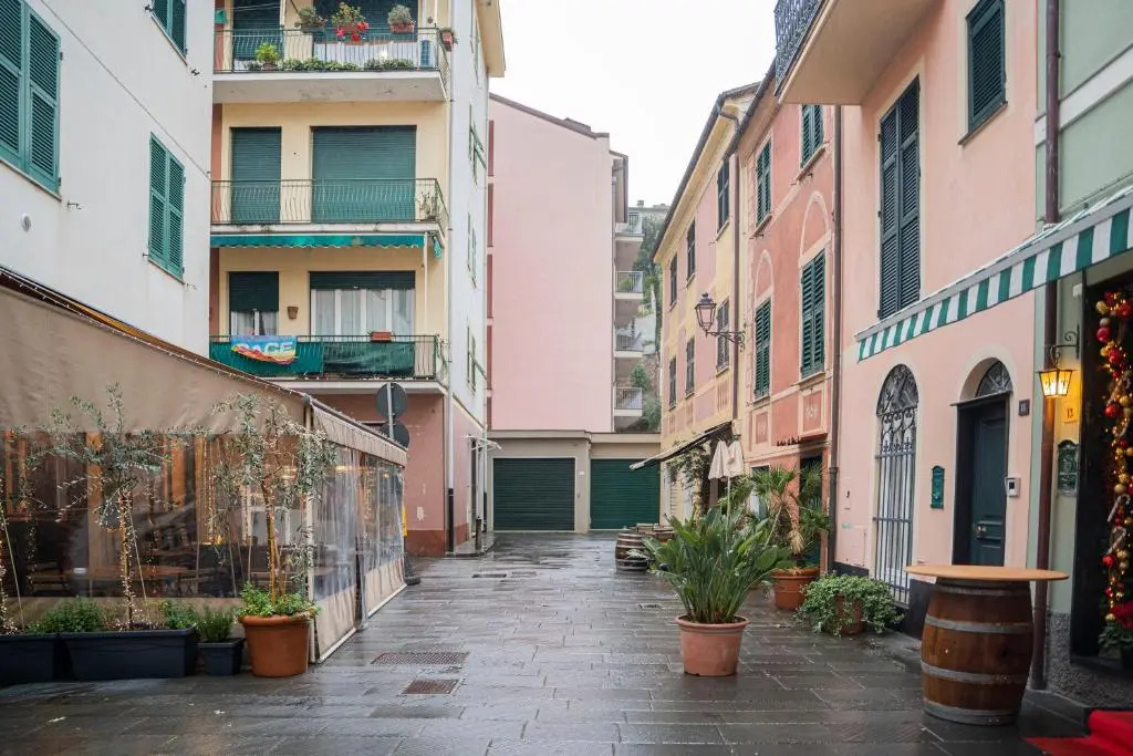 096 - Casa al Borgo Cavi di Lavagna, 150 metri dal mare