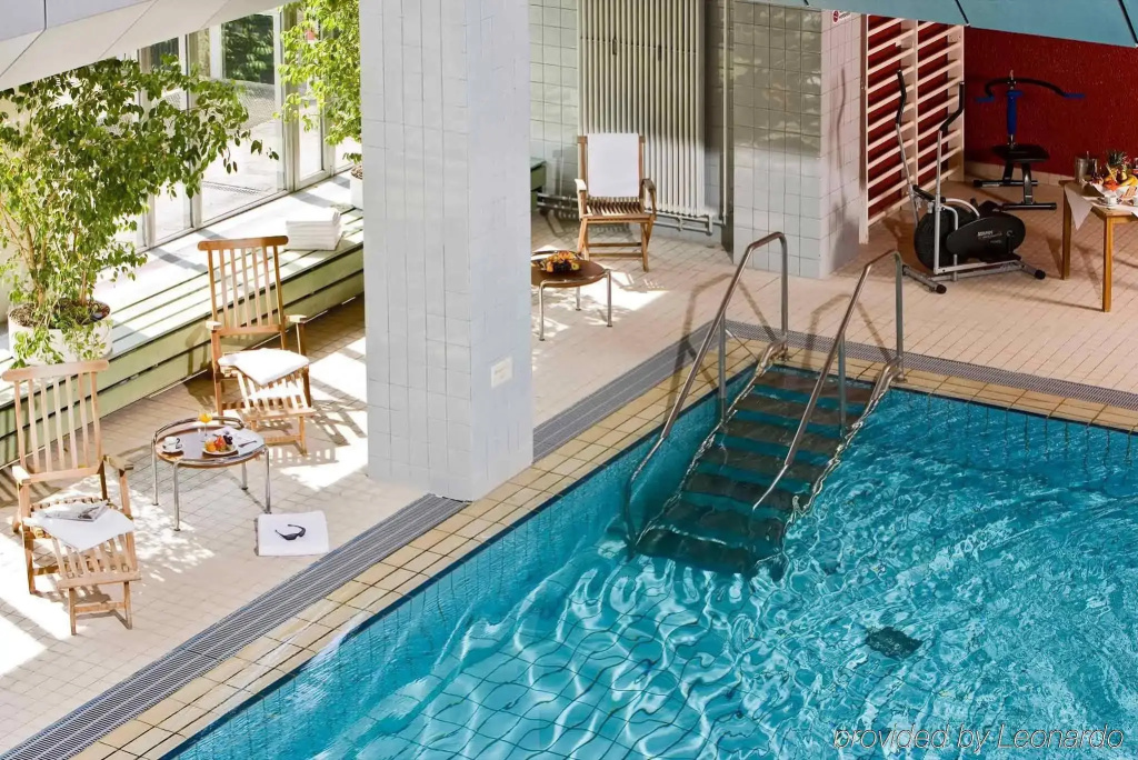 Hotel photo 11