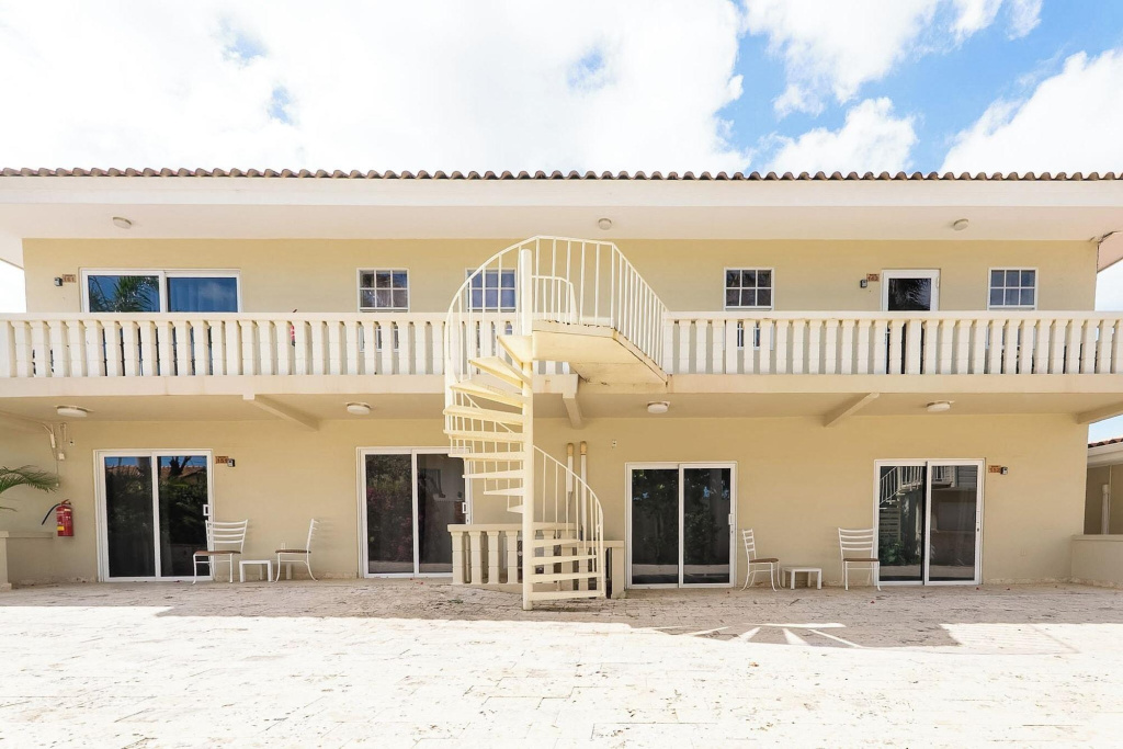 Delynne Boutique Hotel