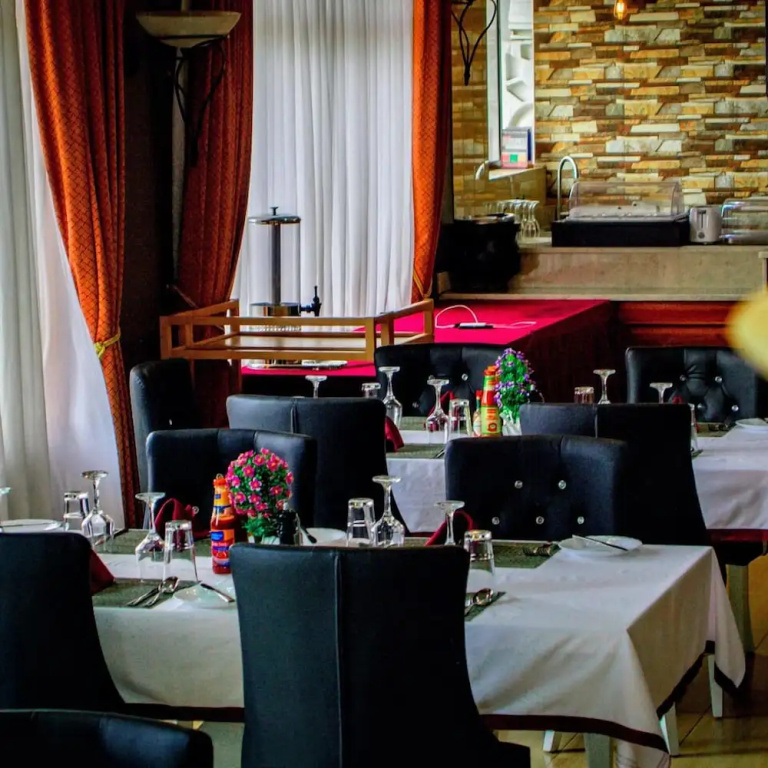 Food & Beverage
