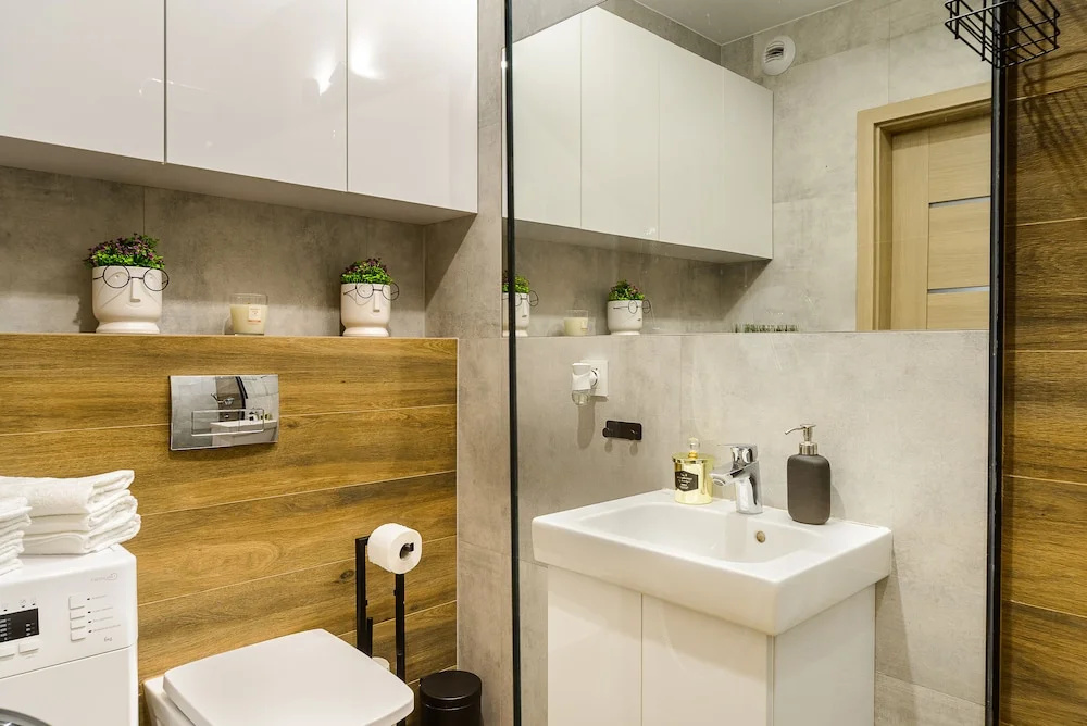 Lumina stylish 3-room apart with balcony - фото 19